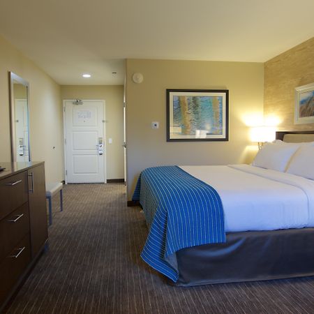 Holiday Inn Express Fargo Sw I94 Medical Center, An Ihg Hotel Екстер'єр фото