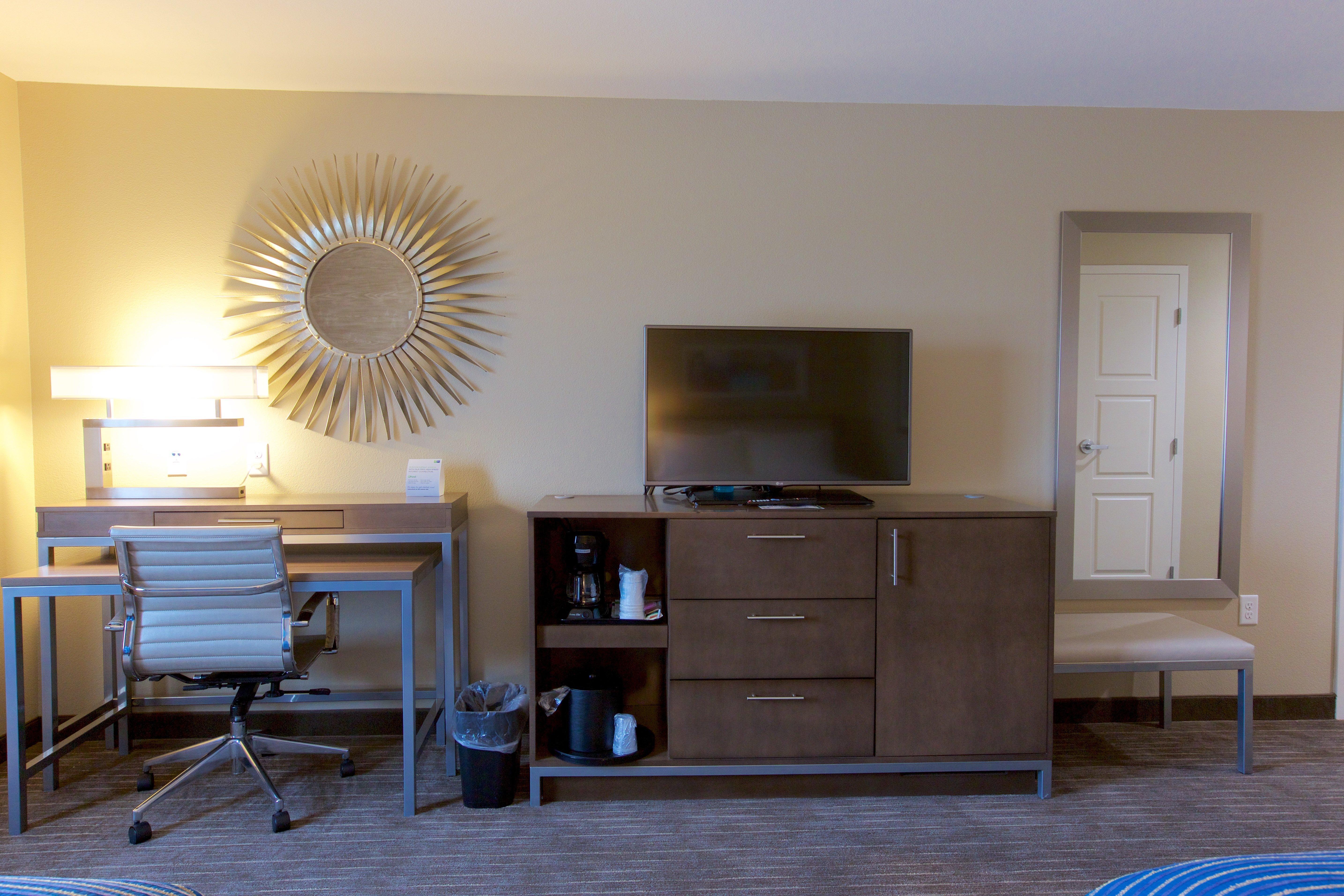 Holiday Inn Express Fargo Sw I94 Medical Center, An Ihg Hotel Екстер'єр фото