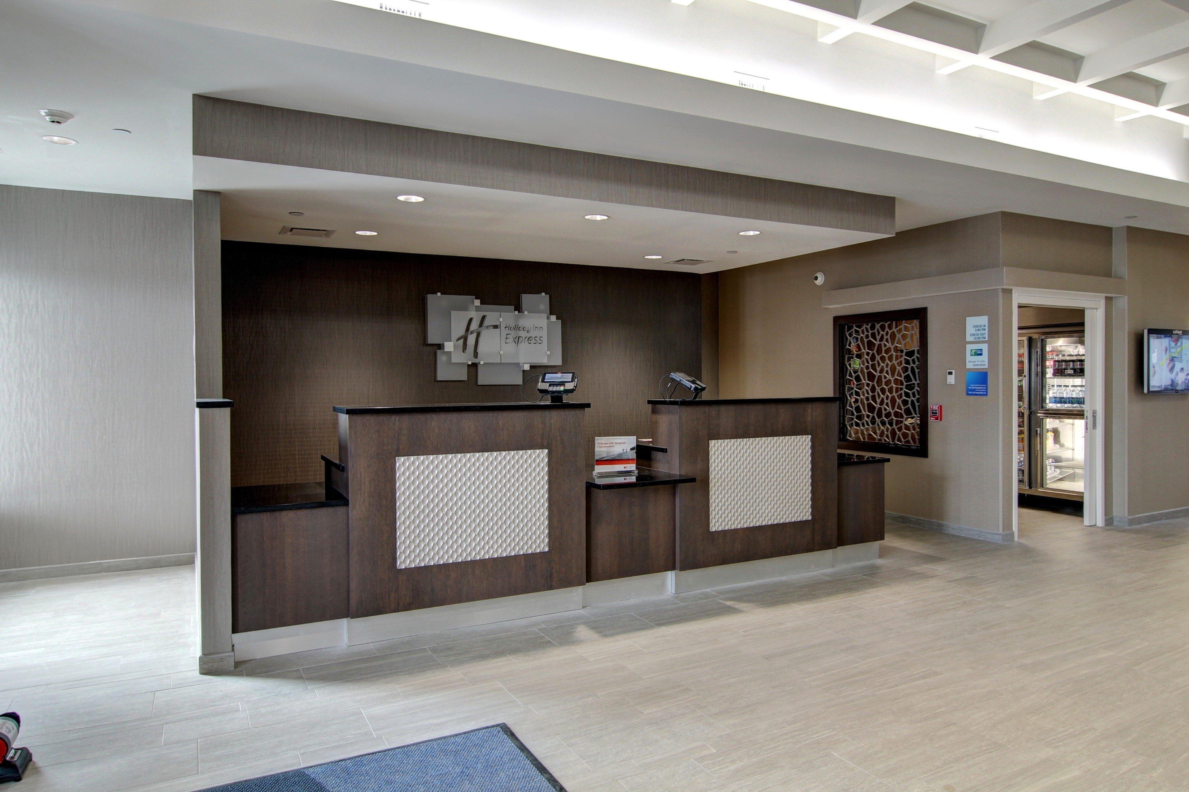 Holiday Inn Express Fargo Sw I94 Medical Center, An Ihg Hotel Екстер'єр фото