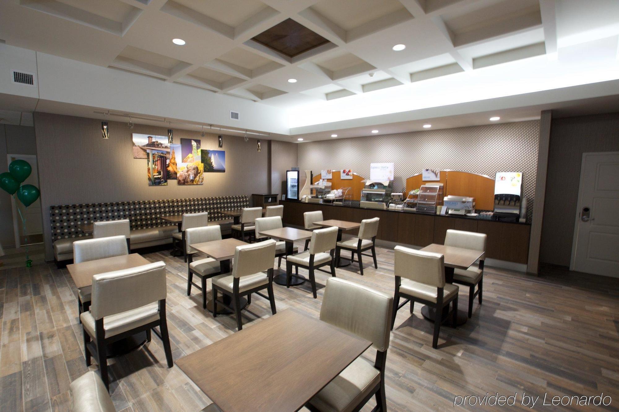Holiday Inn Express Fargo Sw I94 Medical Center, An Ihg Hotel Екстер'єр фото